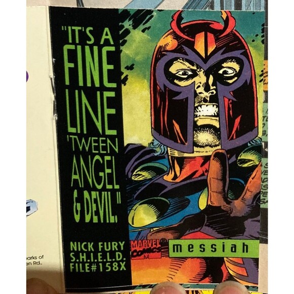 Uncanny X-Men No. 300, 303-4 (with Cover Hologram & Card) Marvel Comics (1993) - Picture 8 of 8